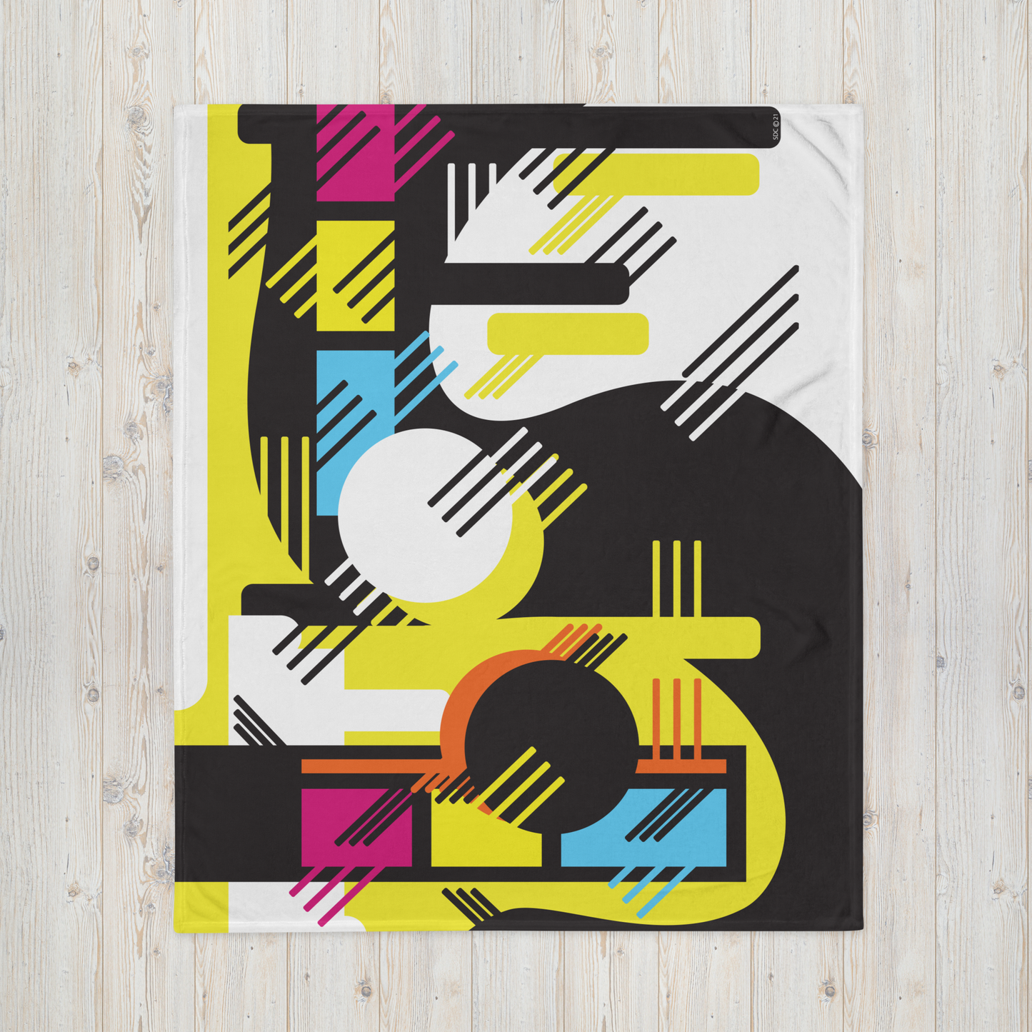 Retro 1980s Geometric Abstract Design Throw Blanket